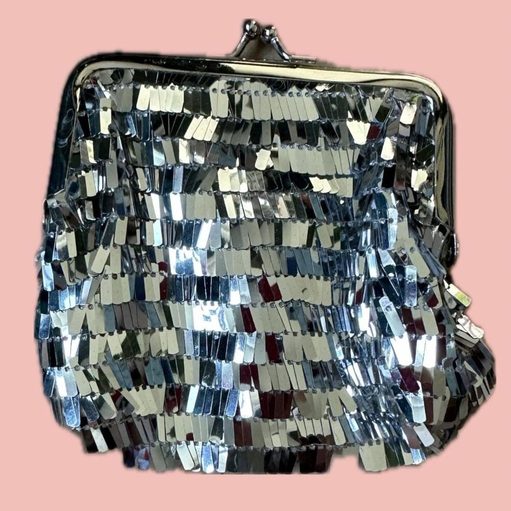 🧡 2 for 10$
 Silver Sequin Disco Wallet – Kiss Lock
